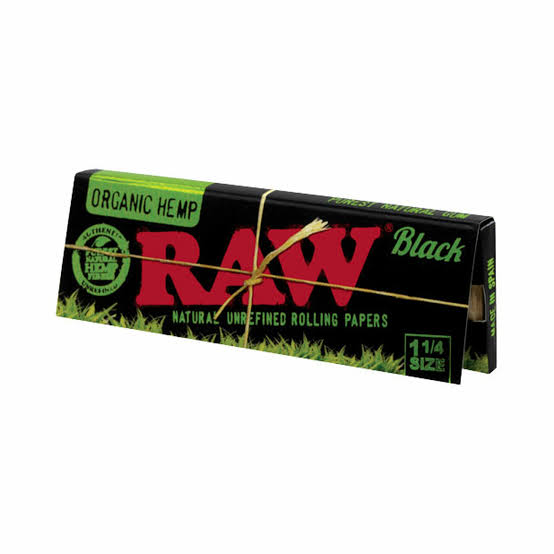 RAW Black Organic Hemp Rolling Paper 1 1/4 Size
